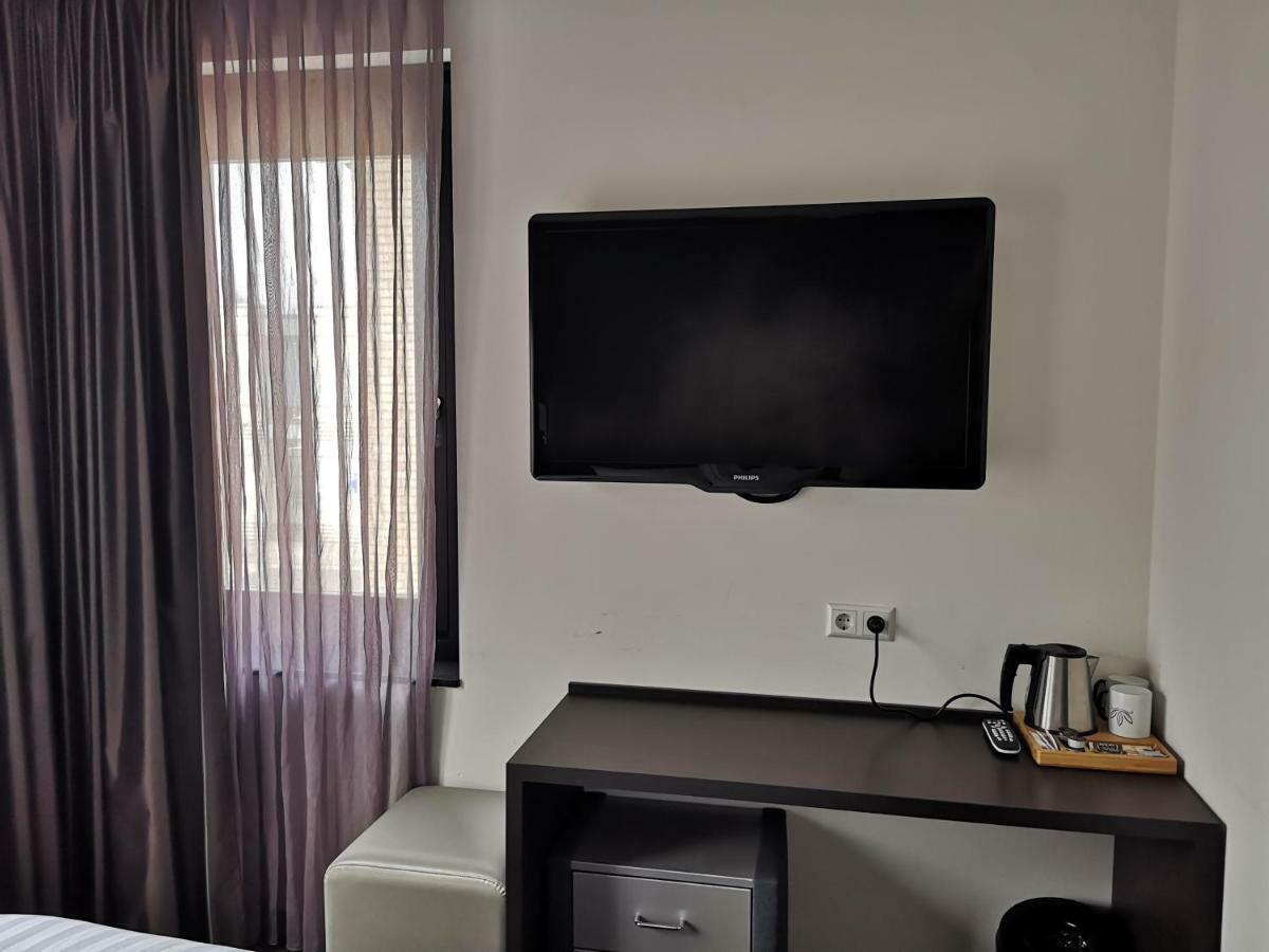 Hotel De Lis Лиссе Экстерьер фото